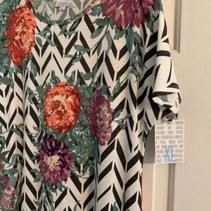 LuLaRoe Dresses - LLR Maria NWT XL, smoke free LuLaRoe Dresses - LLR Maria NWT XL, smoke free